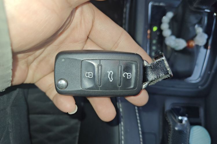 斯柯达 柯米克 2018款 1.5L 自动舒适版 国V中控内饰11