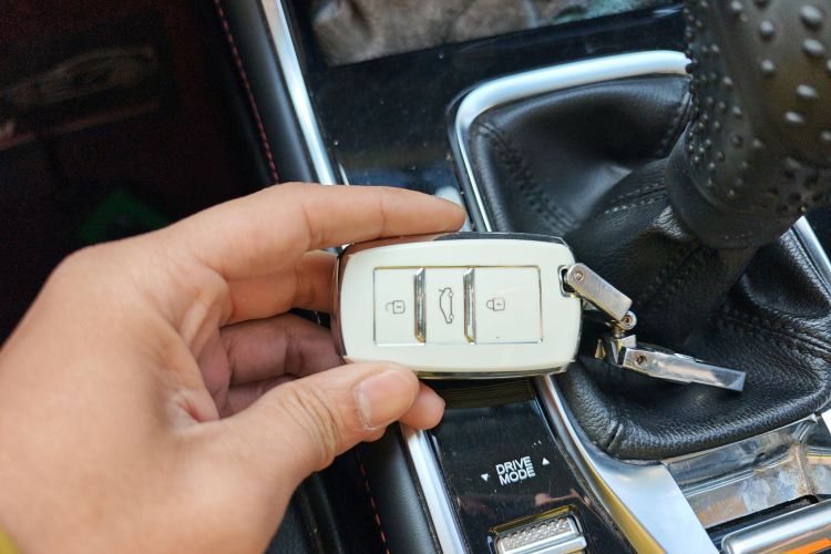 长安CS75 2020款 280T 手动智惠型 国VI中控内饰11