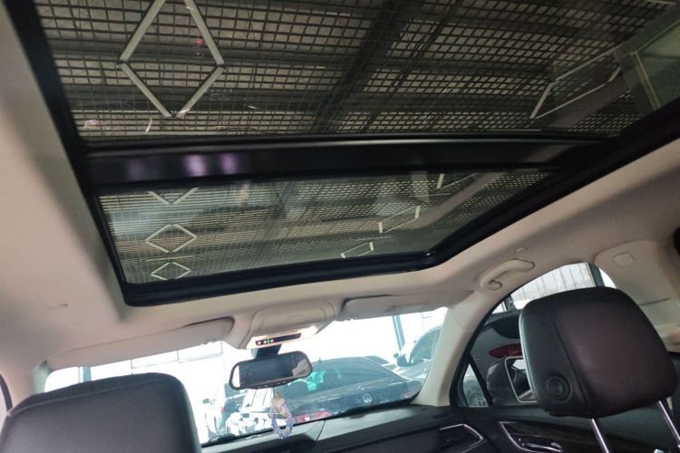 凯迪拉克XT5 2018款 25T 豪华型中控内饰22