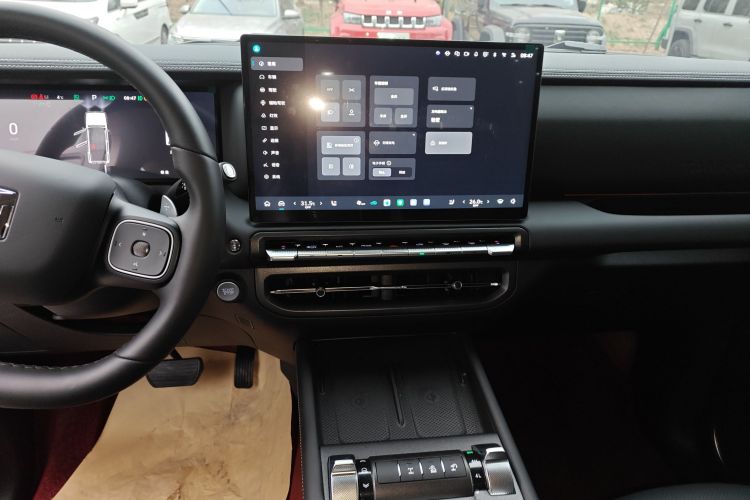 坦克300 2025款 2.0T 挑战者中控内饰16