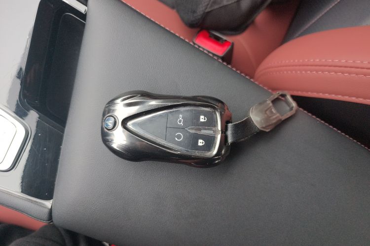 长安 逸动 2024款 PLUS 蓝鲸NE 1.4T GDI DCT高能版中控内饰7001