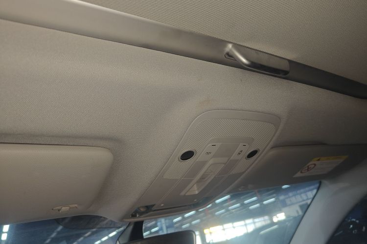 奥迪Q2L 2021款 35 TFSI 进取动感型局部细节22