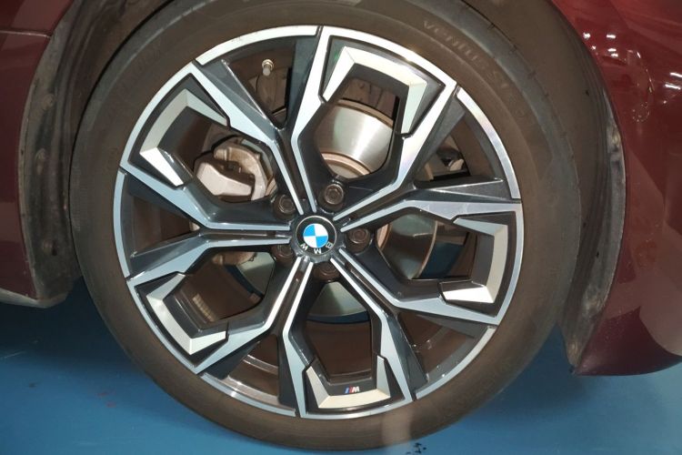 宝马4系 2022款 430i Gran Coupe M运动曜夜套装车身外观10