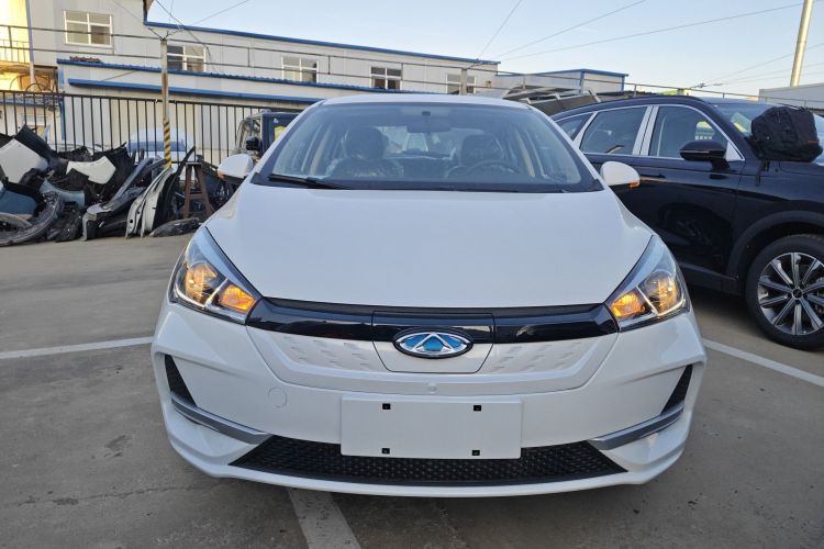 奇瑞新能源 艾瑞泽e 2024款 455km 出行版车身外观2