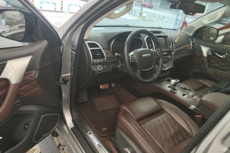 哈弗H9 2020款 2.0T 汽油四驱尊享型 5座中控内饰20
