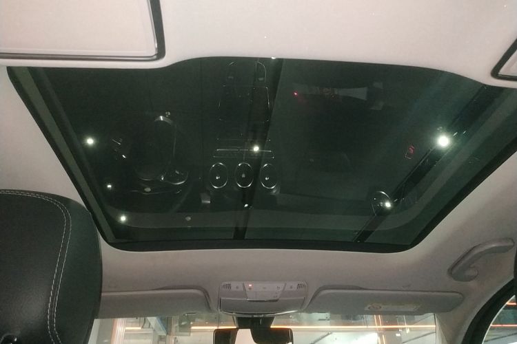 奔驰C级 2021款 C 260 L 运动星耀臻藏版局部细节22