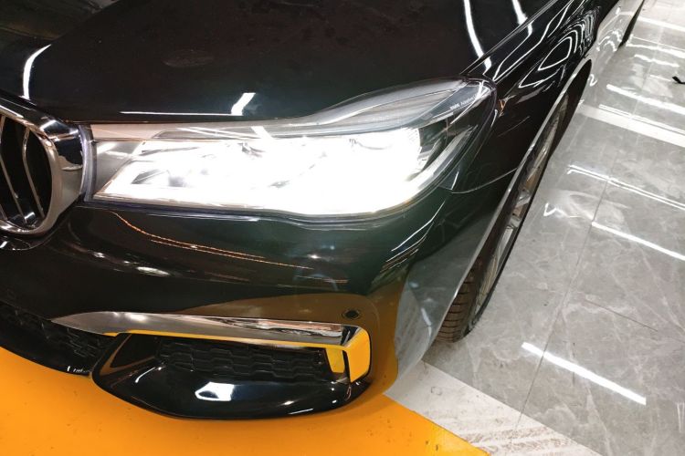 宝马7系 2018款 730Li 尊享型 M运动套装局部细节36