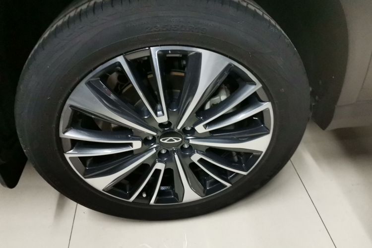 奇瑞 瑞虎8 PRO 2024款 冠军版 390T 两驱傲视版 5座车身外观6008