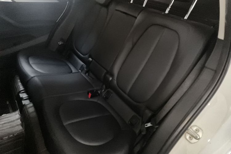 宝马X1 2019款 sDrive18Li 时尚型中控内饰21