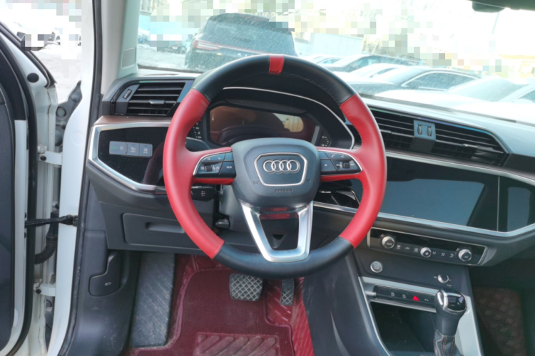 奥迪Q3 2019款 35 TFSI 时尚致雅型中控内饰13