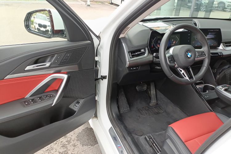 宝马X1 2024款 sDrive25Li M运动套装中控内饰20