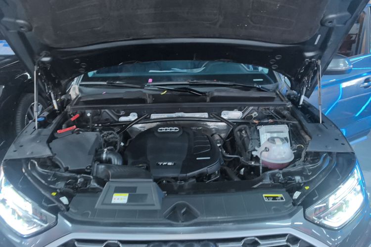 奥迪Q5L 2022款 40T 豪华动感型机舱底盘24