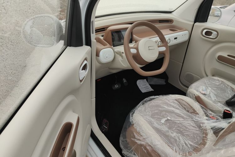 奔腾小马 2026款 222km 萌趣马 Plus中控内饰20