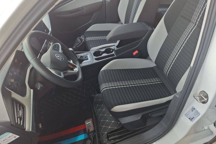 大众 宝来 2023款 200TSI DSG畅行版中控内饰19