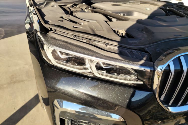 宝马7系 2021款 730Li M运动套装车身外观8