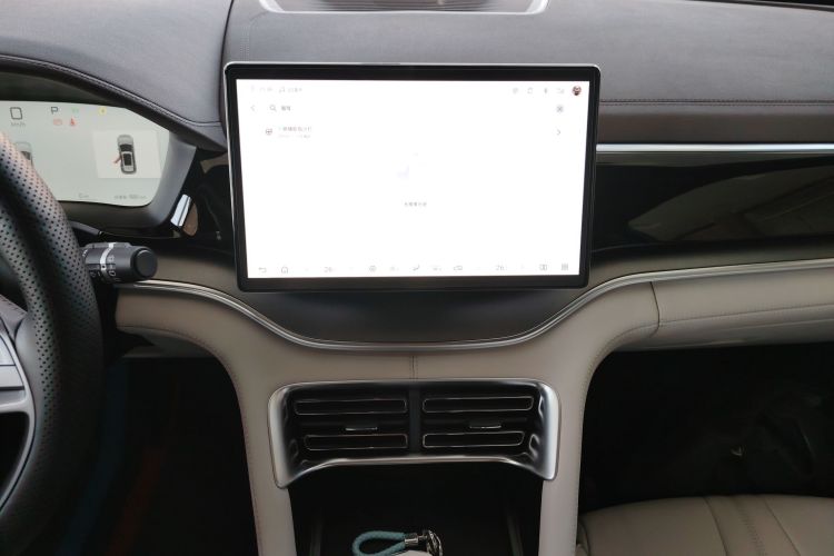 比亚迪 宋PLUS新能源 2025款 DM-i 智驾版 112KM 尊贵型中控内饰16