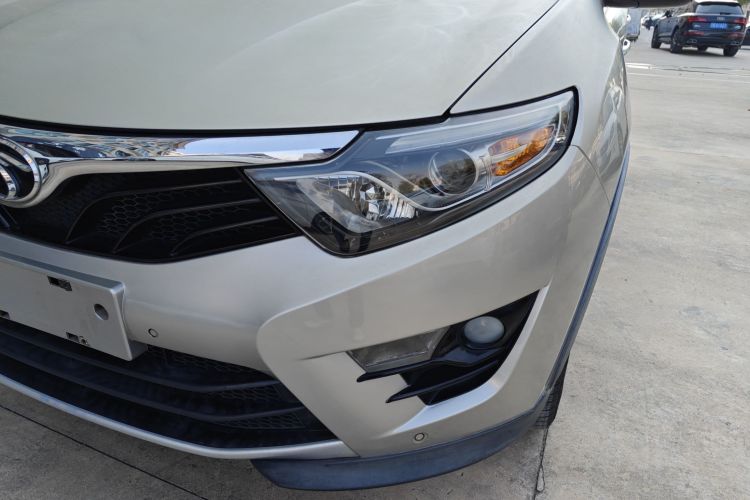 东南DX7 2015款 1.5T 自动豪华型局部细节36