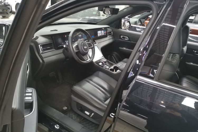 理想汽车 理想ONE 2020款 增程6座版中控内饰20