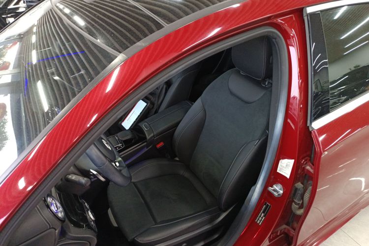 奔驰A级 2020款 A 200 L 运动轿车中控内饰19