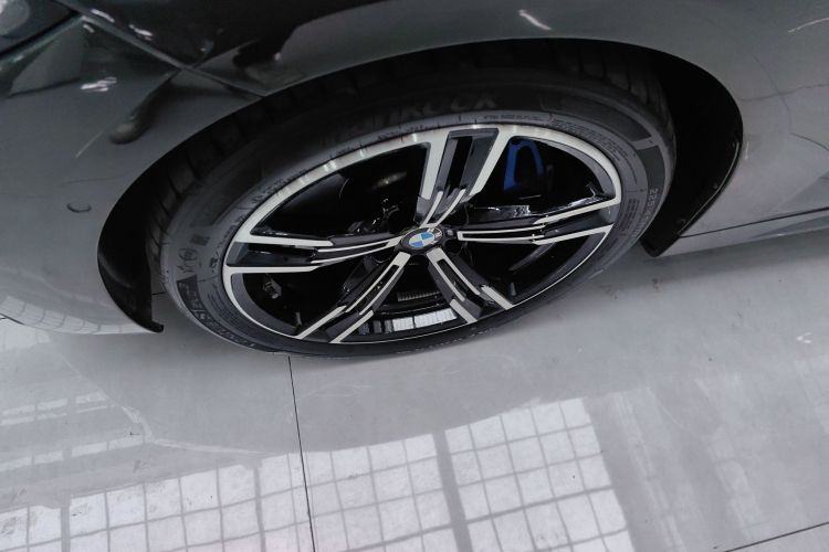 宝马4系 2022款 425i 敞篷M运动套装车身外观6007