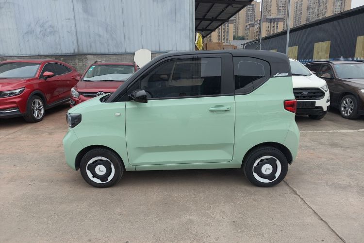 五菱汽车 宏光MINIEV 2022款 轻松款 磷酸铁锂车身外观4