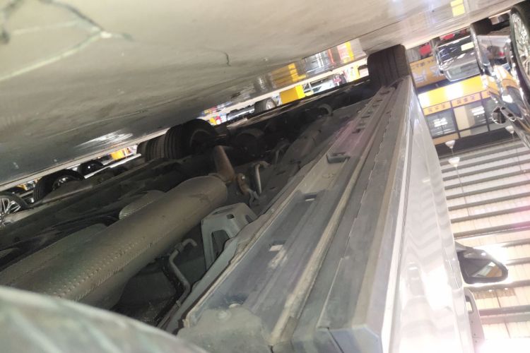 广汽传祺 传祺M8 2023款 宗师系列 400T 至尊版局部细节9002