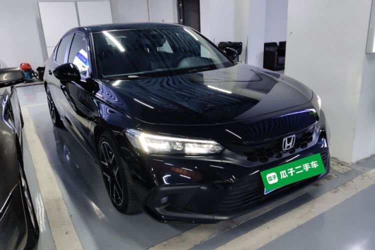 本田 思域 2023款 HATCHBACK 240TURBO 手动极劲版车身外观3