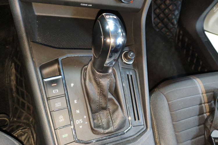 大众 朗逸 2018款 280TSI DSG舒适版 国V中控内饰18