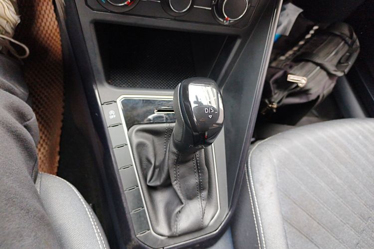 大众 朗逸 2023款 新锐 1.5L 自动新逸版中控内饰18