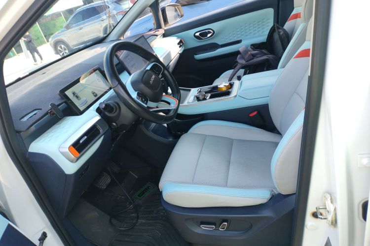 埃安 AION Y 2022款 70 智领版 磷酸铁锂中控内饰19