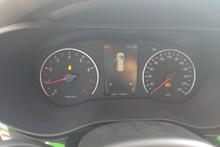 比亚迪 宋MAX 2017款 1.5T 手动智联豪华型 7座中控内饰14