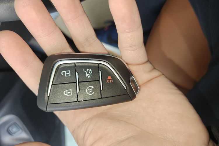 凯迪拉克CT4 2021款 28T 豪华型中控内饰11