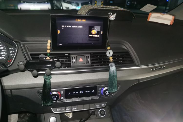 奥迪Q5L 2018款 40 TFSI 荣享进取型 国VI局部细节16