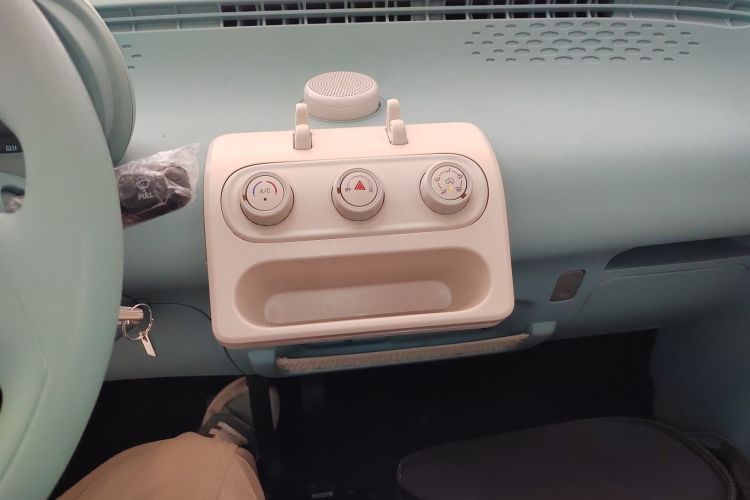 凌宝汽车 凌宝uni 2025款 微甜版 11.52kWh中控内饰16