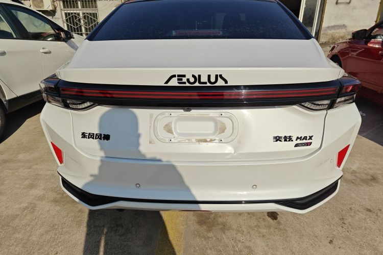 东风风神 奕炫MAX 2024款 1.5T 尊贵版车身外观6