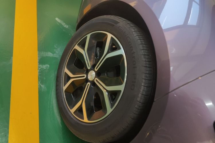 鸿蒙智行 智界S7 2025款 855km Max车身外观6002