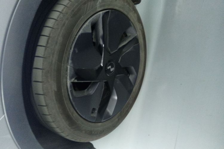 乐道L60 2024款 60kWh 后驱版车身外观6007