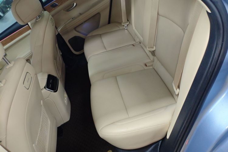 鸿蒙智行 问界M5 2023款 纯电四驱智驾版中控内饰21