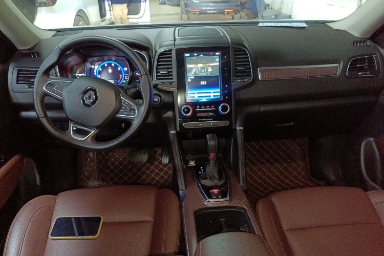 雷诺 科雷傲 2018款 2.0L 两驱120周年限量版中控内饰7002