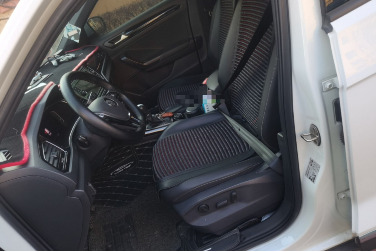 大众 T-ROC探歌 2019款 280TSI DSG四驱豪华型 国V中控内饰19