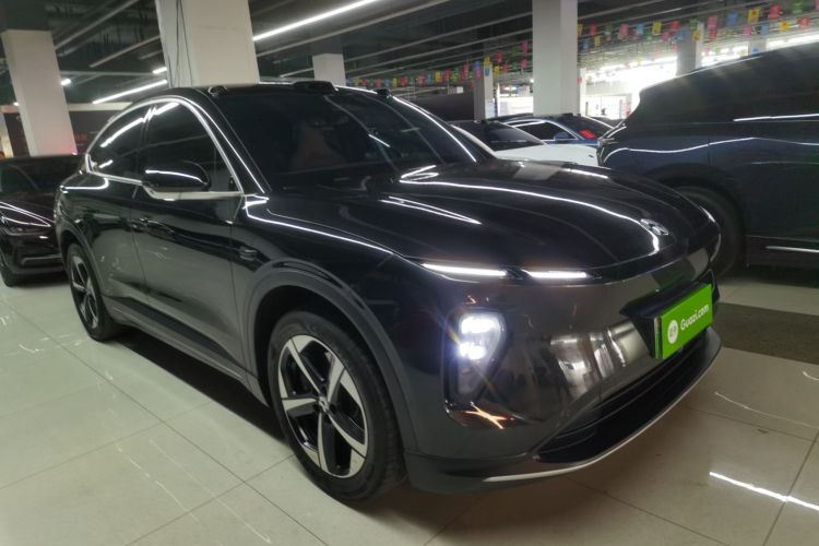 蔚来EC6 2024款 75kWh车身外观3