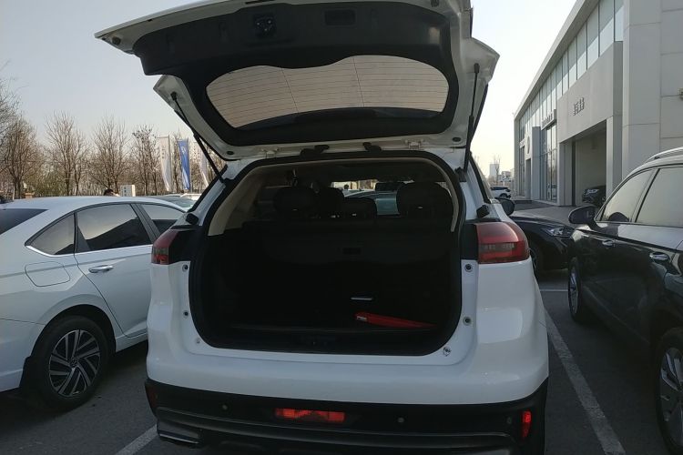 吉利汽车 博越 2018款 1.8TD 自动两驱智联型4G互联版局部细节23