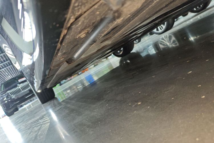 宝马3系 2025款 325Li M运动套装局部细节9002