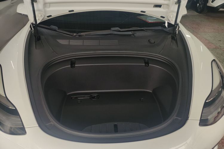特斯拉 Model 3 2019款 标准续航后驱升级版局部细节24