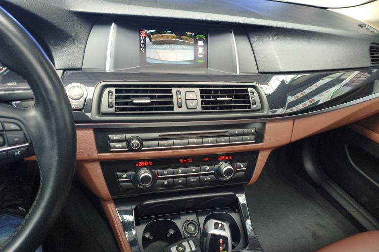 宝马5系 2017款 520Li 典雅型局部细节16