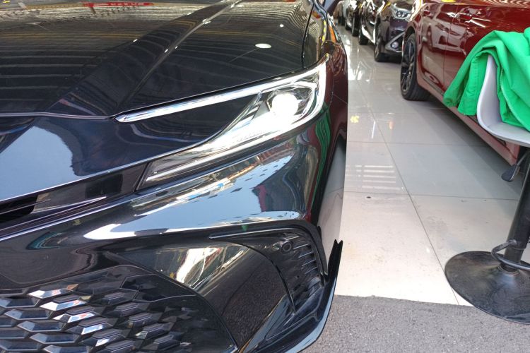 丰田 凯美瑞 2024款 双擎 2.0HS 运动版局部细节36