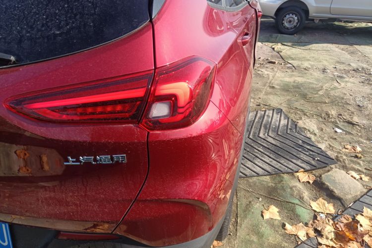 别克 昂科拉 2020款 20T CVT精英型车身外观6006