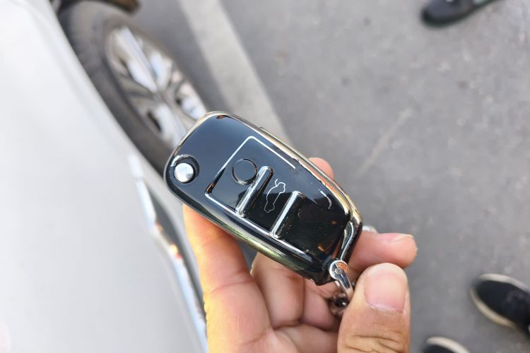 奇瑞 瑞虎3 2018款 经典版 1.6L CVT舒适型中控内饰11