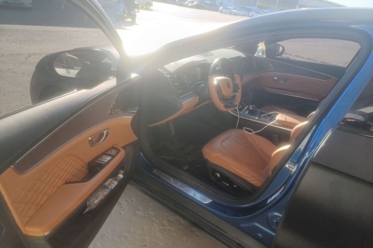 比亚迪 汉 2022款 DM-i 121KM 尊享型中控内饰20