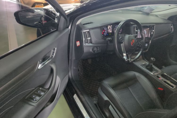 荣威i6 2017款 20T 手动豪华版中控内饰20